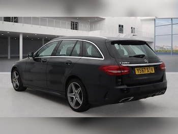 Used Mercedes-Benz C Class 2018 for sale - 76356253: Photo