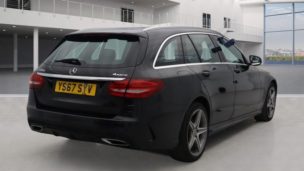 Used Mercedes-Benz C Class 2018 for sale - 76356253: Photo 4