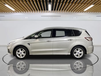 Used Ford S-Max 2023 for sale - 78619600: Photo