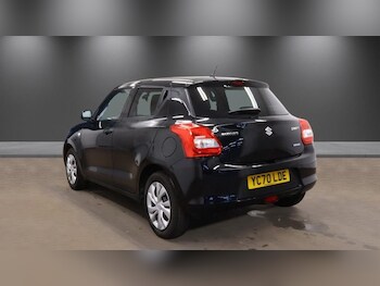 Used Suzuki Swift 2020 for sale - 78096432: Photo