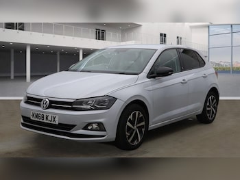 Used Volkswagen Polo 2018 for sale - 76481913: Photo