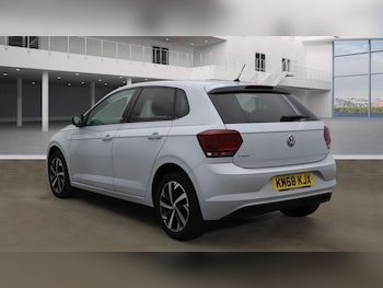 Used Volkswagen Polo 2018 for sale - 76481913: Photo