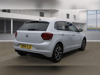 Used Volkswagen Polo 2018 for sale - 76481913: Photo