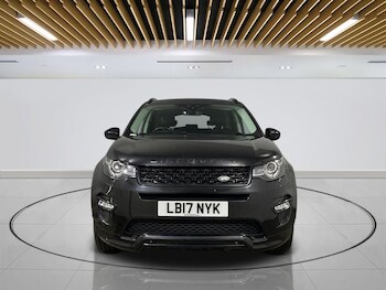 Used Land Rover Discovery Sport 2017 for sale - 78256443: Photo