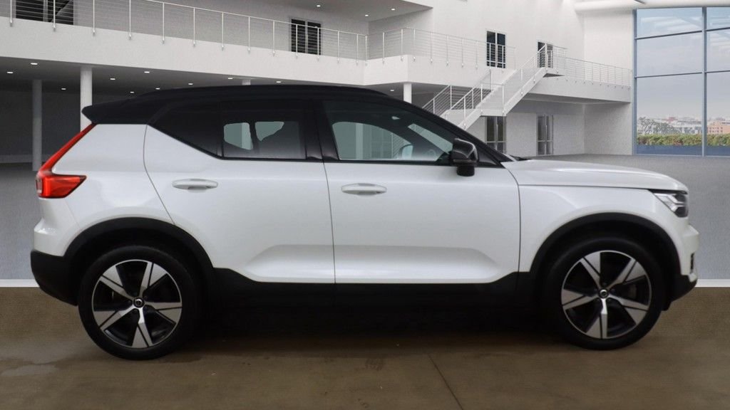 Used Volvo XC40 2021 for sale - 77369653: Photo 11