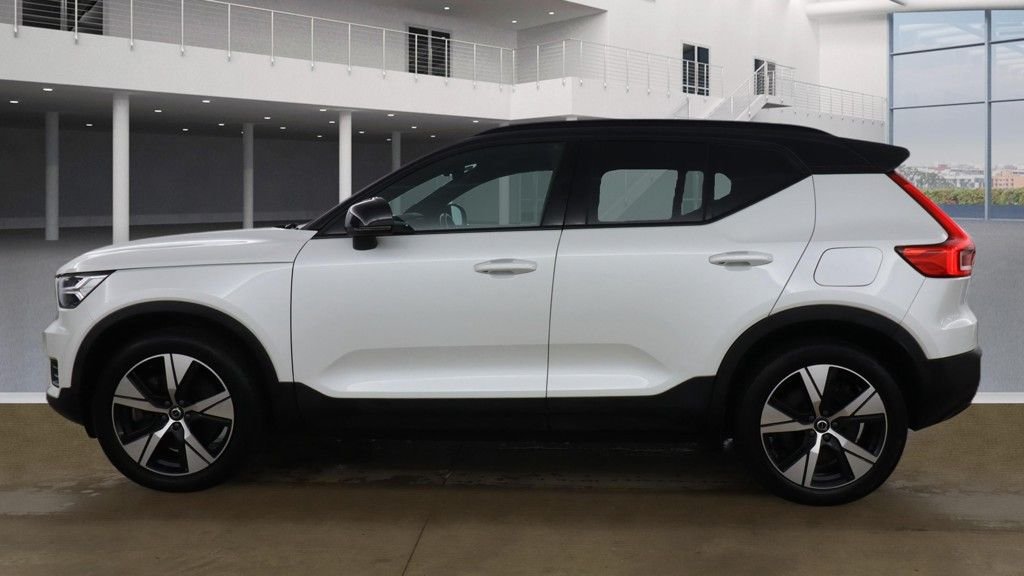 Used Volvo XC40 2021 for sale - 77369653: Photo 12