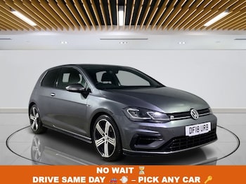 Volkswagen - Golf
