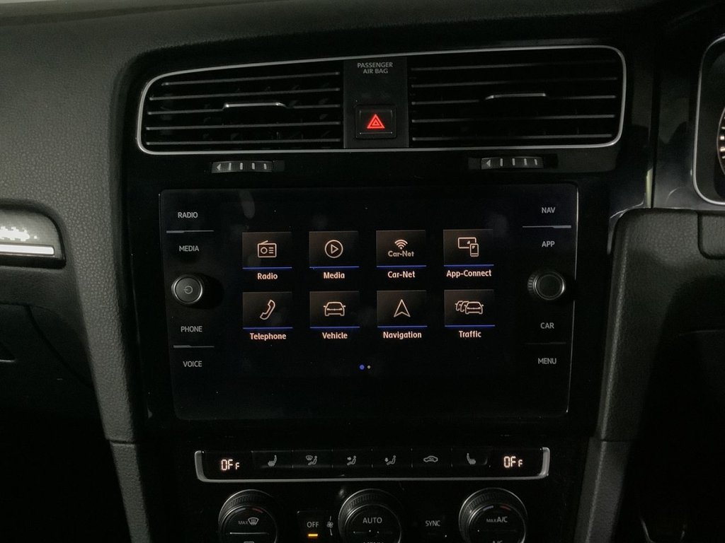 Used Volkswagen Golf 2018 for sale - 76642147: Photo 23