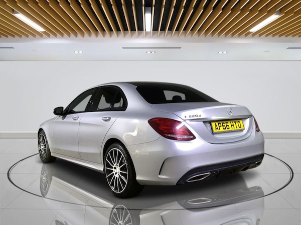Used Mercedes-Benz C-Class 2017 for sale - 76202453: Photo 6