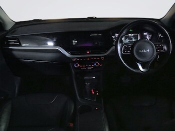 Used Kia Niro 2022 for sale - 77007297: Photo