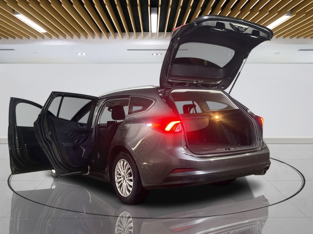 Used Ford Focus 2020 for sale - 76048543: Photo 10