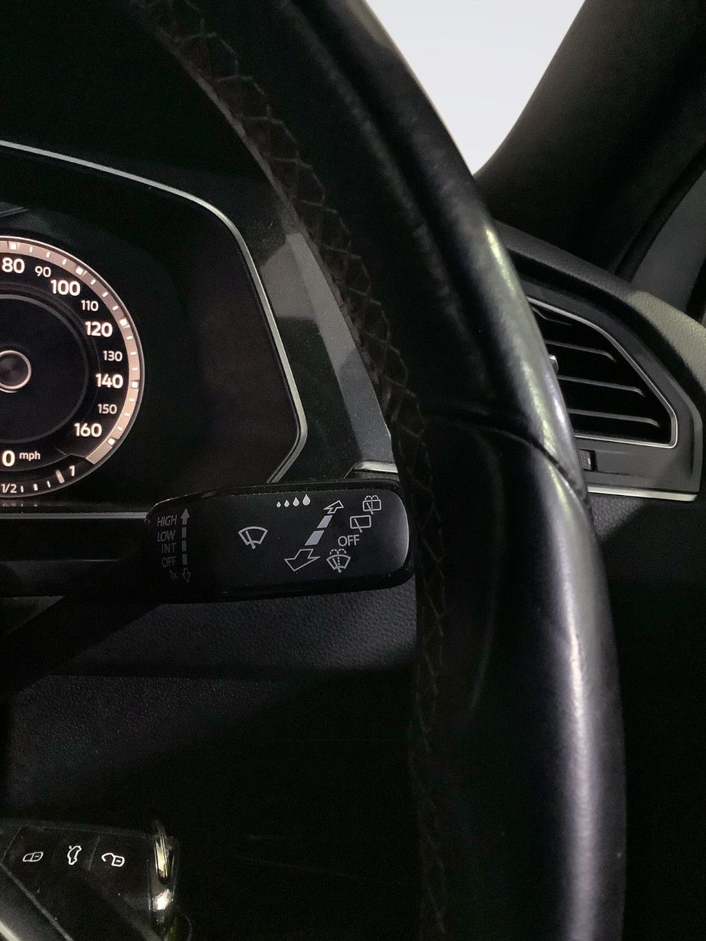 Used Volkswagen Tiguan 2018 for sale - 76535442: Photo 18