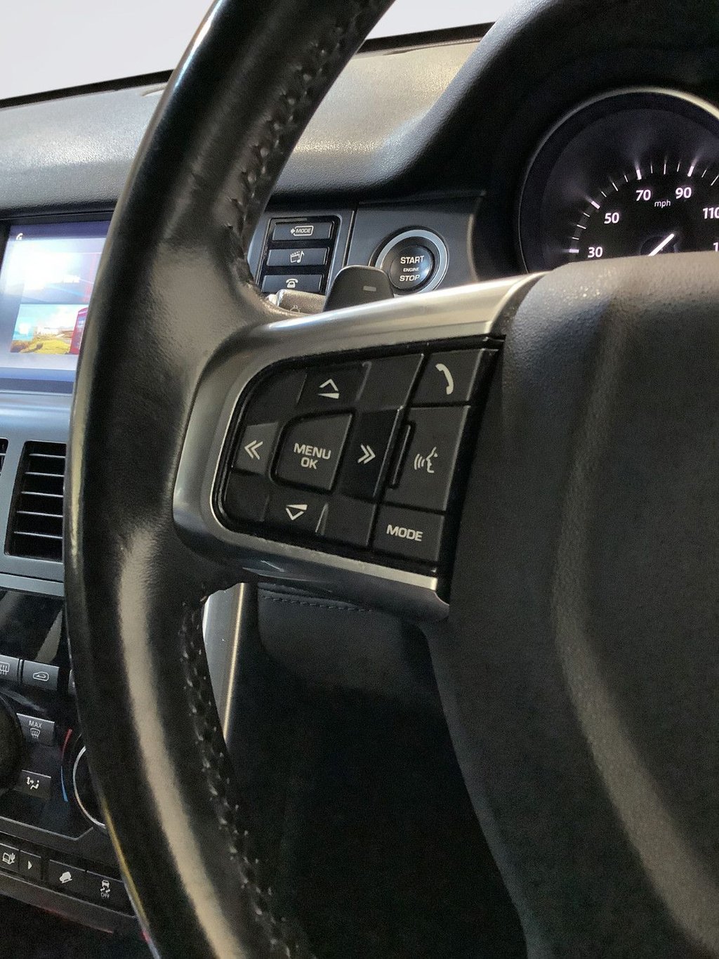 Used Land Rover Discovery Sport 2018 for sale - 77165942: Photo 16