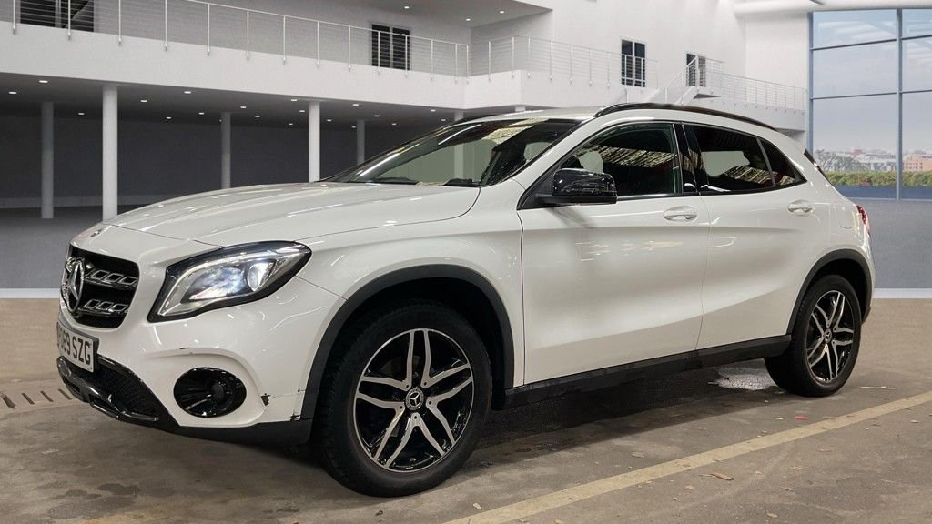 Used Mercedes-Benz GLA 2019 for sale - 77080524: Photo 3