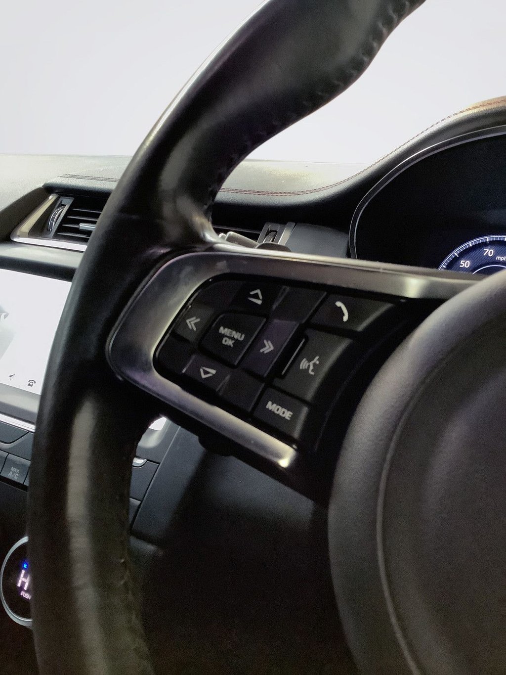 Used Jaguar E-Pace 2019 for sale - 77631755: Photo 16