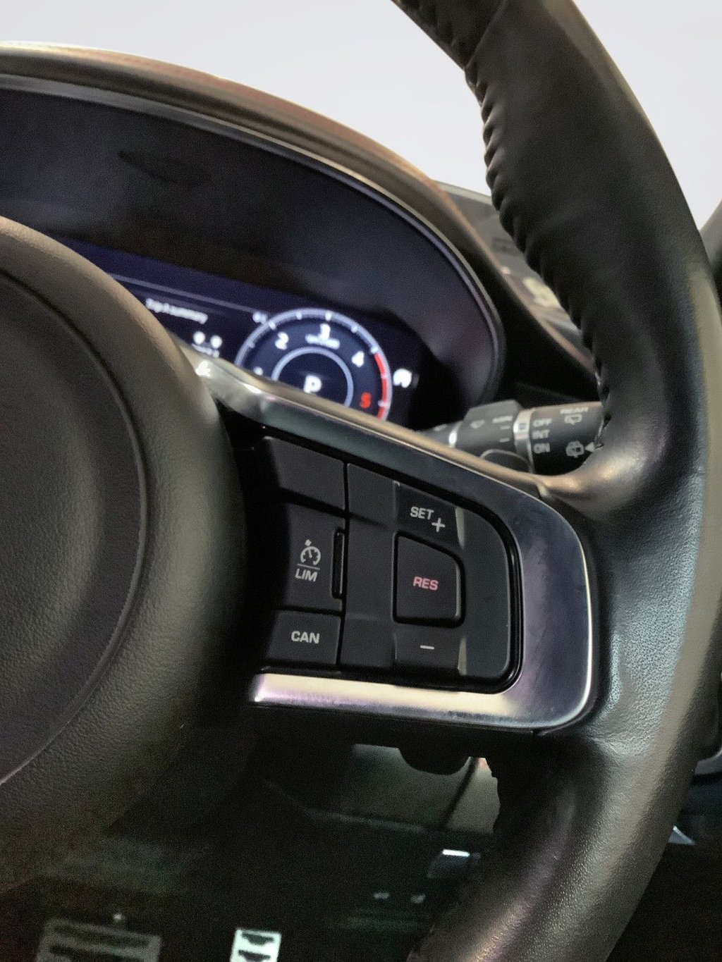 Used Jaguar E-Pace 2019 for sale - 77631755: Photo 18