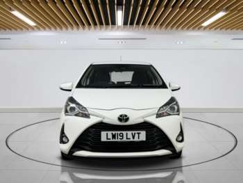 Used Toyota Yaris 2019 for sale - 74112427: Photo