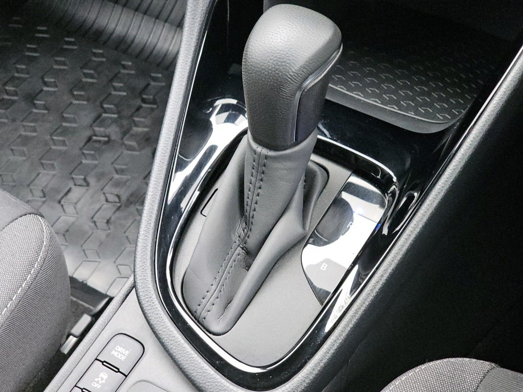 Used Toyota Yaris 2024 for sale - 77431532: Photo 28