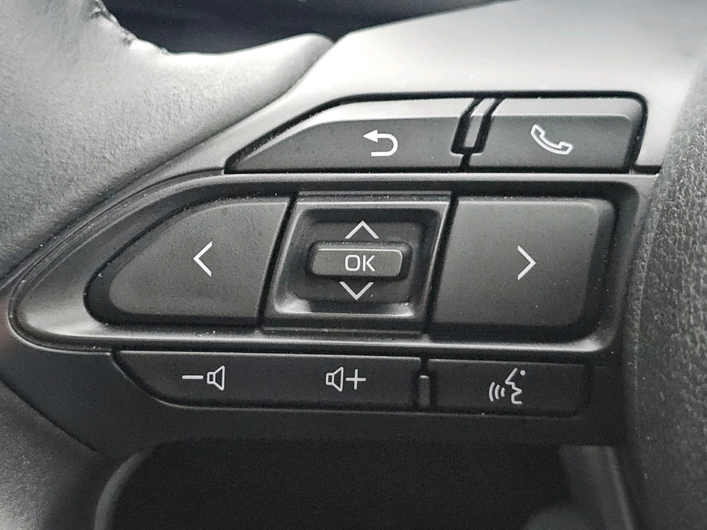 Used Toyota Yaris 2024 for sale - 77431532: Photo 33