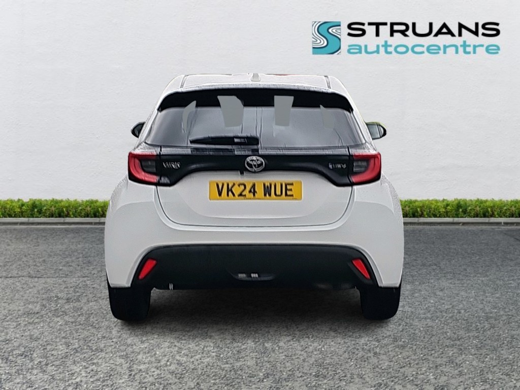 Used Toyota Yaris 2024 for sale - 77431532: Photo 4