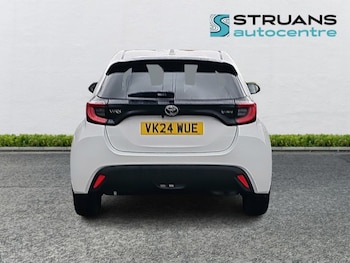 Used Toyota Yaris 2024 for sale - 77431532: Photo