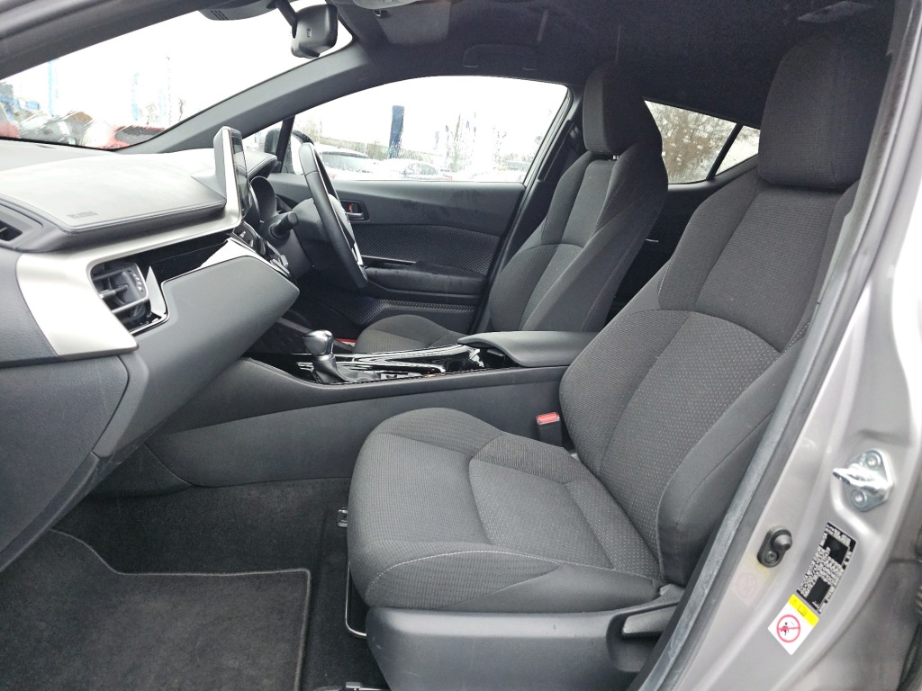 Used Toyota C-HR 2019 for sale - 77287294: Photo 11