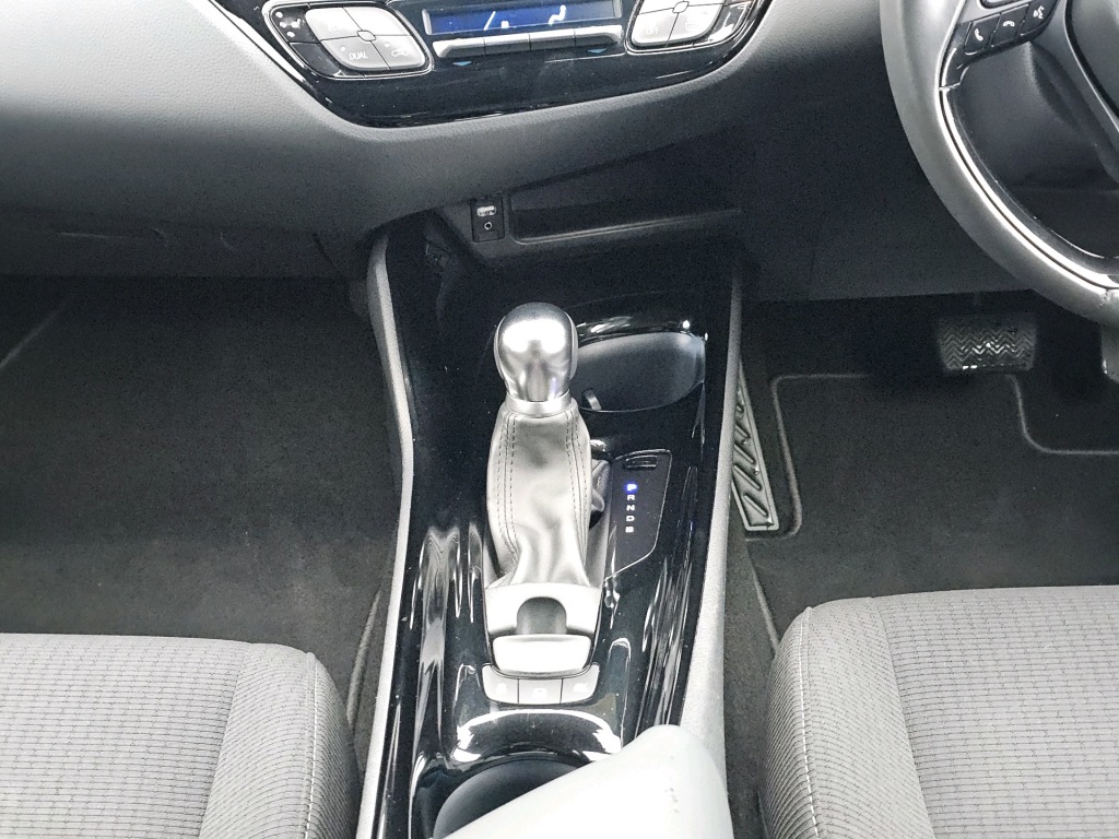 Used Toyota C-HR 2019 for sale - 77287294: Photo 17