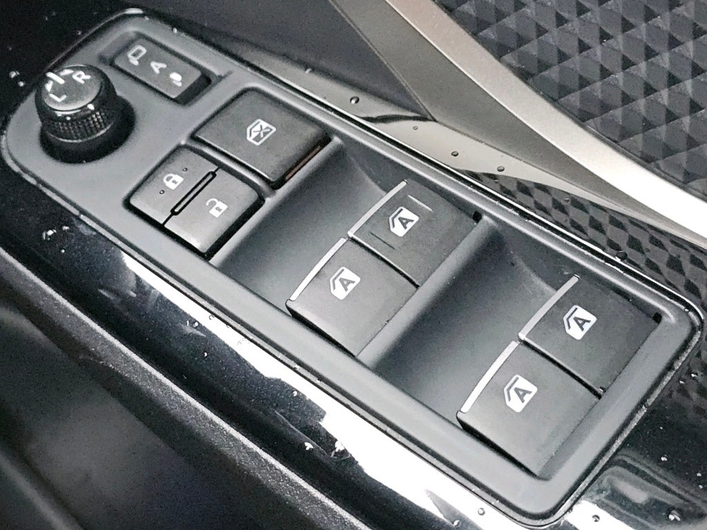 Used Toyota C-HR 2019 for sale - 77287294: Photo 28