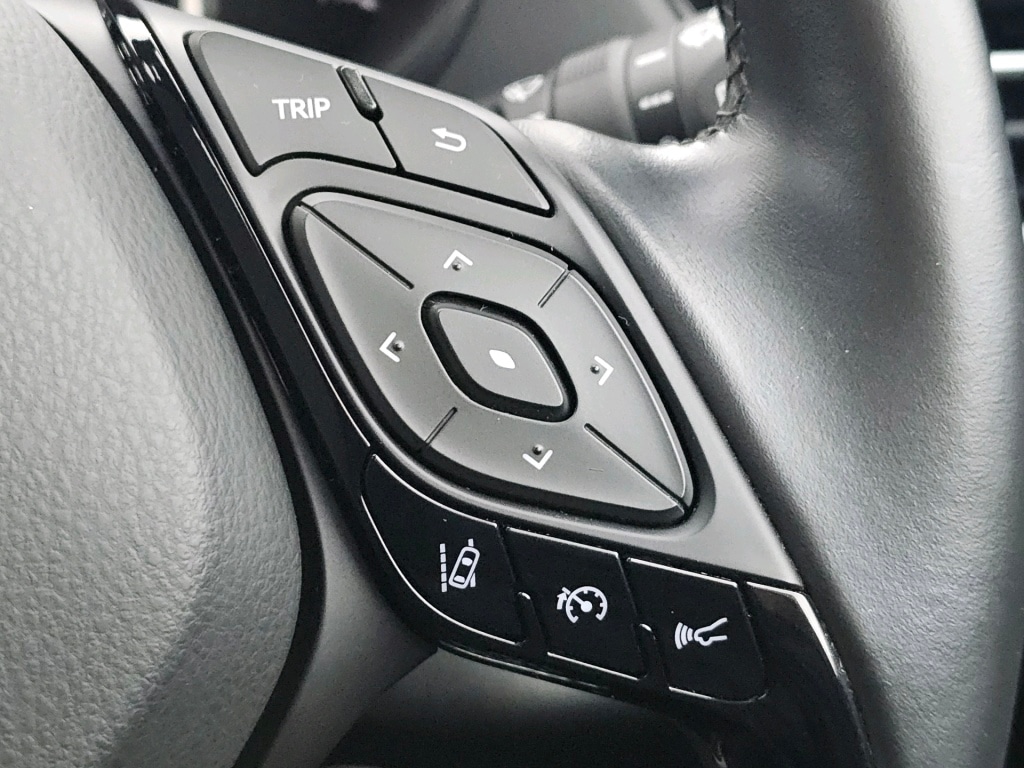 Used Toyota C-HR 2019 for sale - 77287294: Photo 35