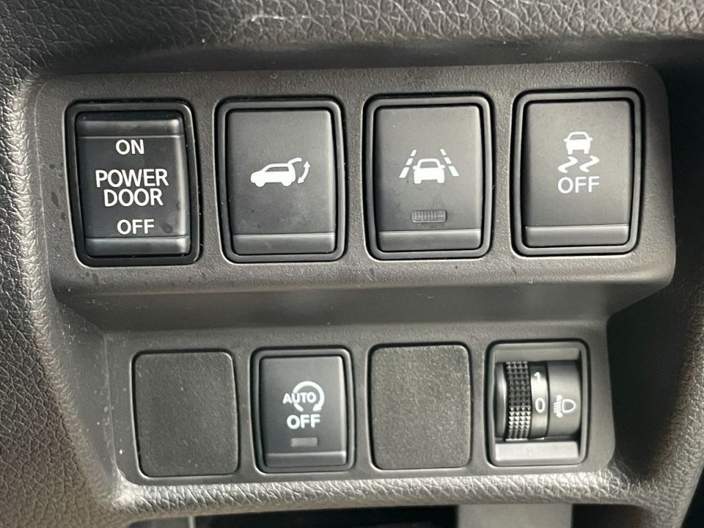 Used Nissan X-Trail 2018 for sale - 76840458: Photo 40