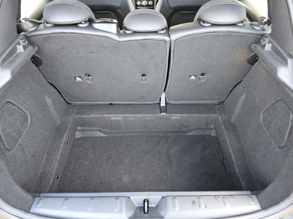 Used MINI Hatch 2019 for sale - 77451368: Photo 12