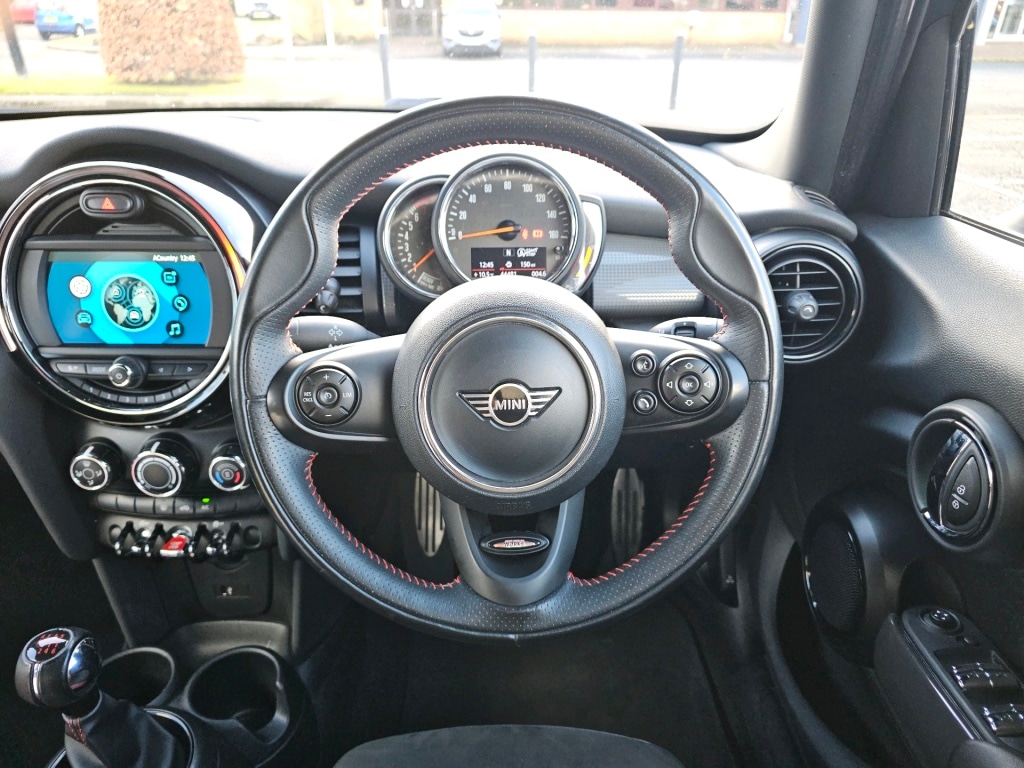 Used MINI Hatch 2019 for sale - 77451368: Photo 17