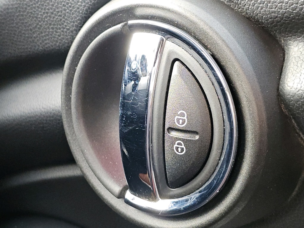 Used MINI Hatch 2019 for sale - 77451368: Photo 30