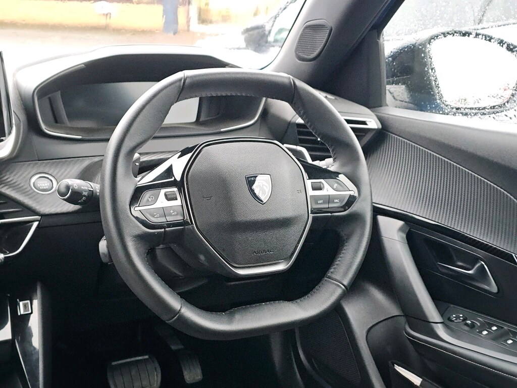 Used Peugeot 2008 2024 for sale - 76840546: Photo 16