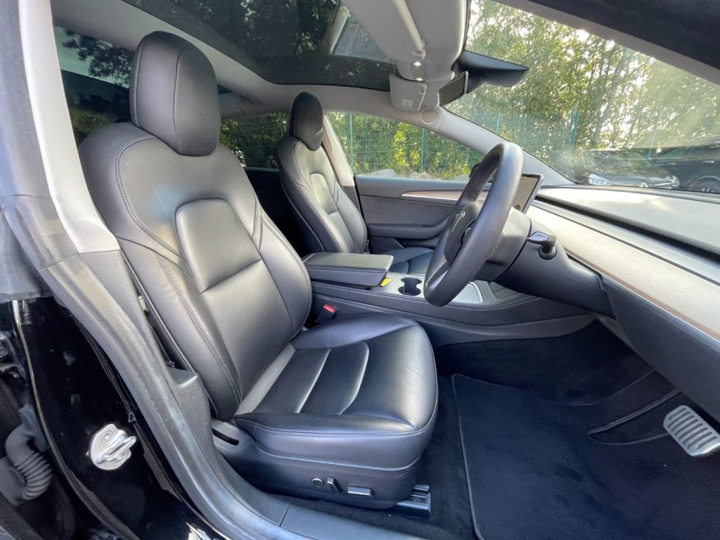 Used Tesla Model 3 2021 for sale - 76840412: Photo 16