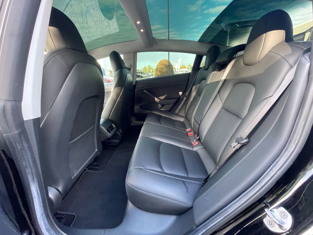 Used Tesla Model 3 2021 for sale - 76840412: Photo 18