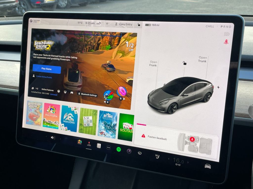 Used Tesla Model 3 2021 for sale - 76840412: Photo 25