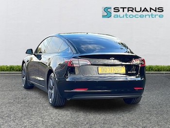 Used Tesla Model 3 2021 for sale - 76840412: Photo