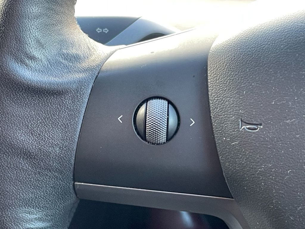 Used Tesla Model 3 2021 for sale - 76840412: Photo 31