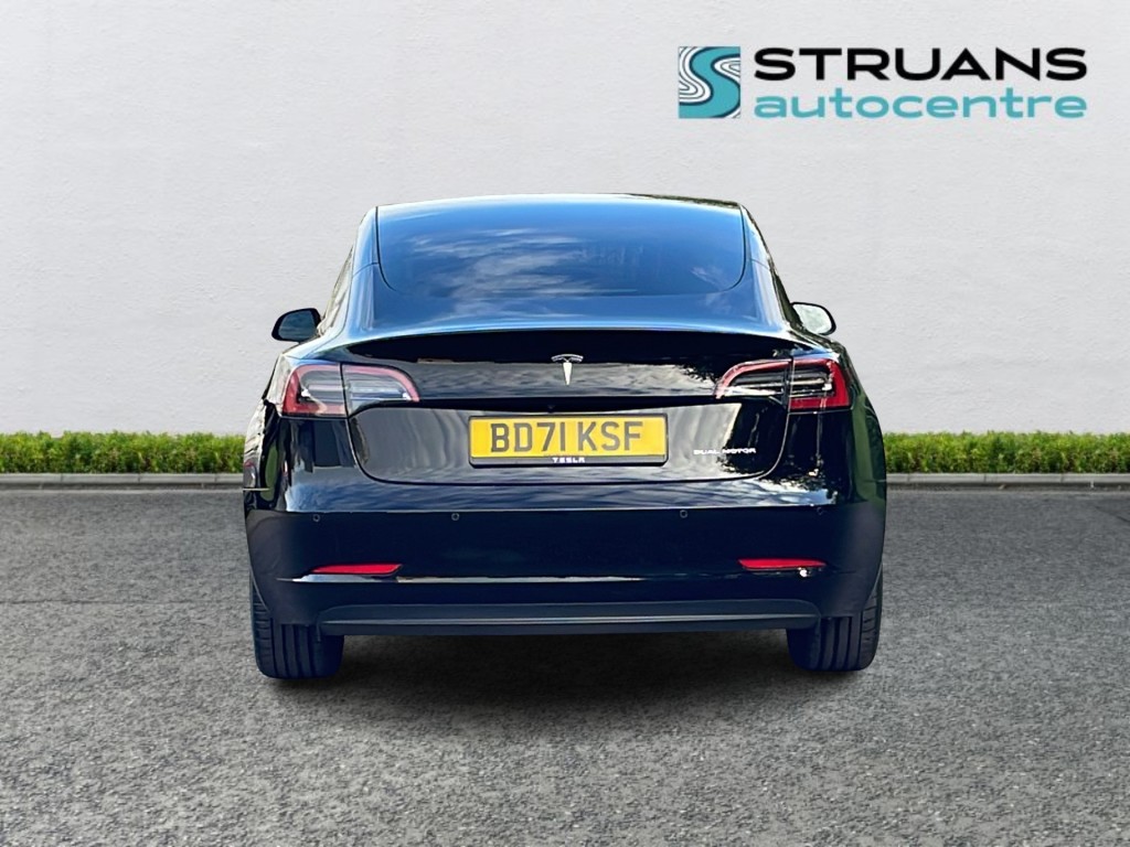 Used Tesla Model 3 2021 for sale - 76840412: Photo 4