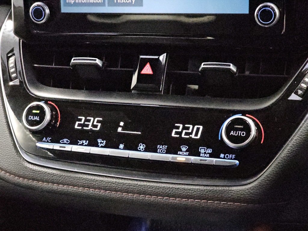 Used Toyota Corolla 2021 for sale - 76840536: Photo 24