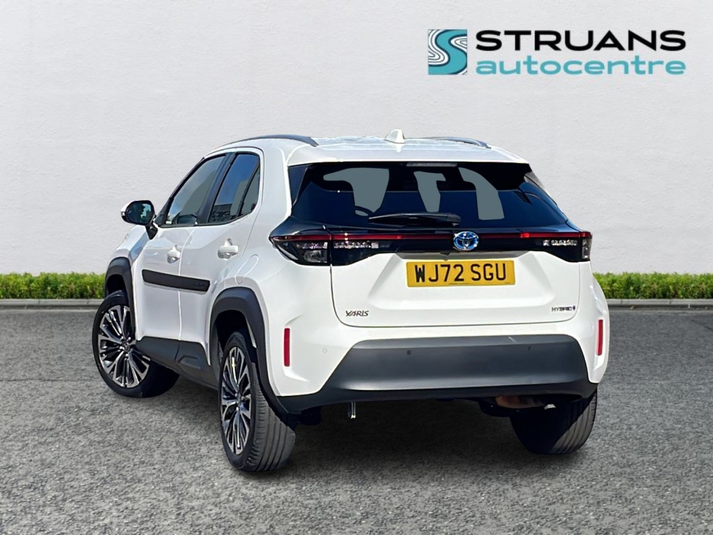 Used Toyota Yaris Cross 2022 for sale - 76840450: Photo 2