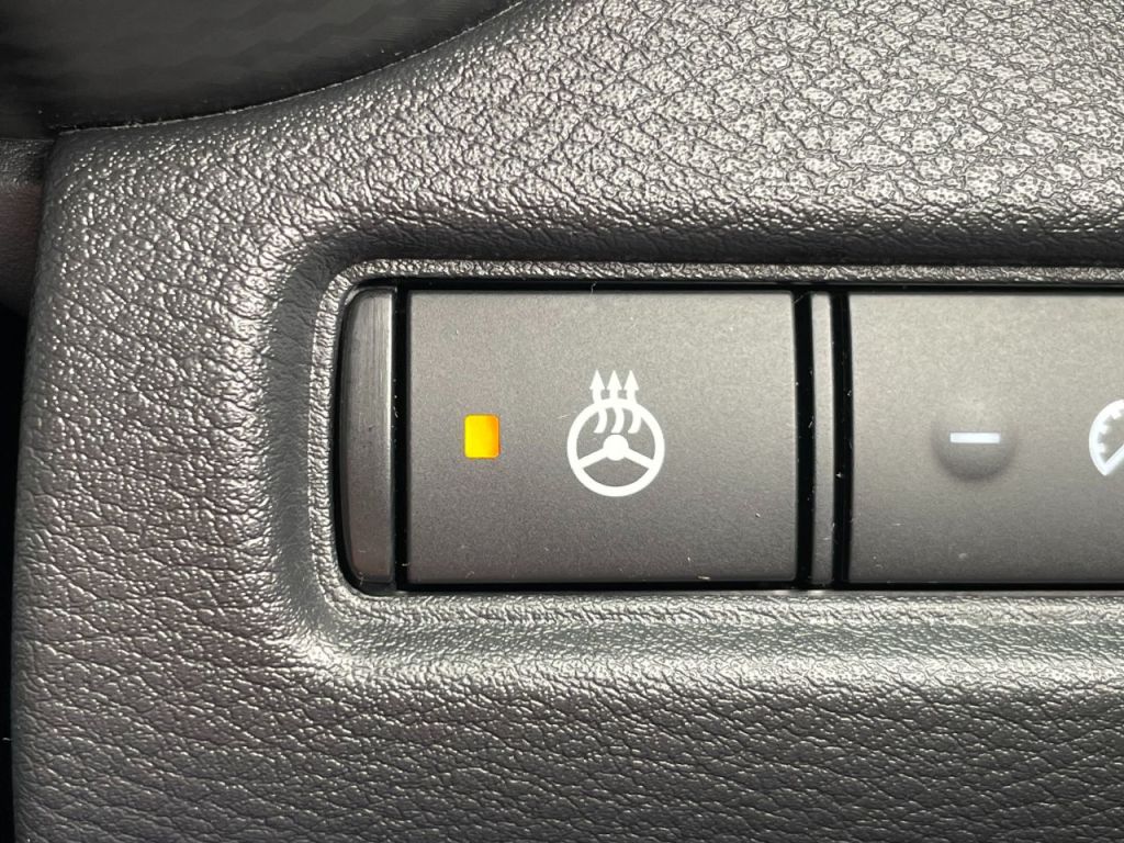 Used Nissan Juke 2023 for sale - 76840470: Photo 49