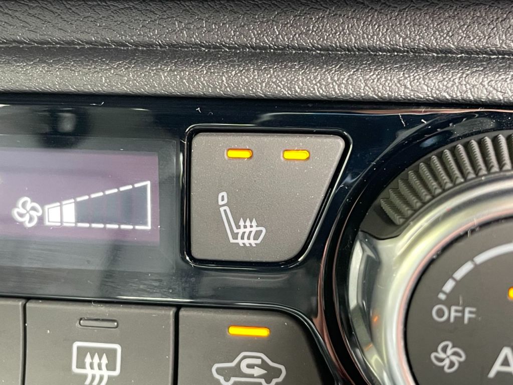 Used Nissan Juke 2023 for sale - 76840470: Photo 50