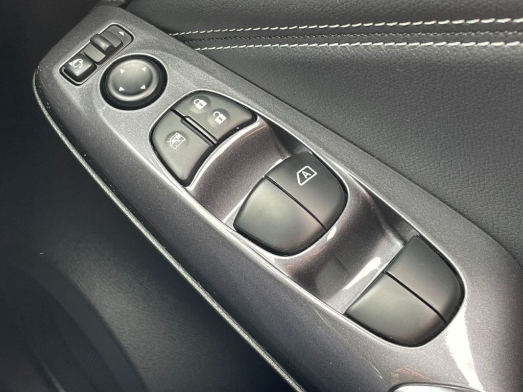 Used Nissan Juke 2023 for sale - 76840470: Photo 51