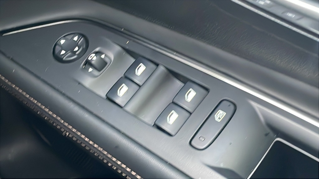 Used Peugeot 3008 2017 for sale - 76840506: Photo 35