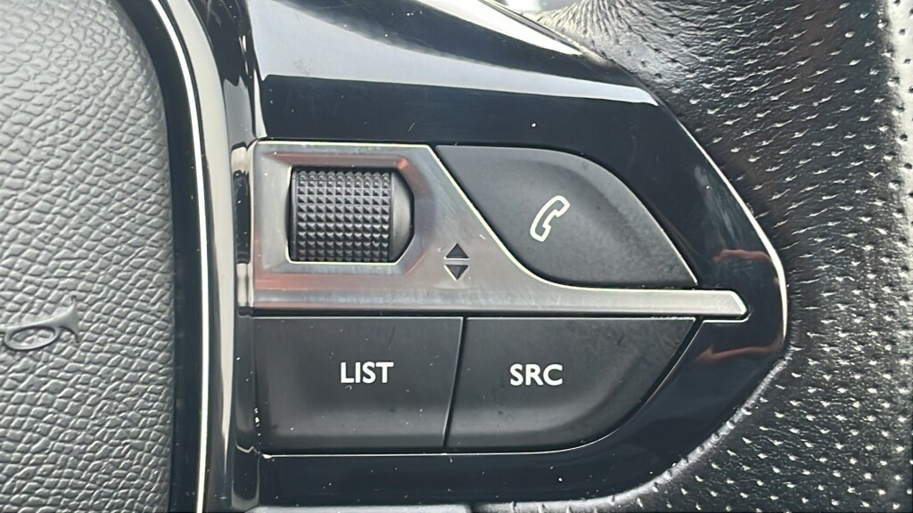 Used Peugeot 3008 2017 for sale - 76840506: Photo 38