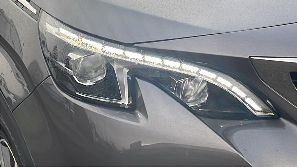 Used Peugeot 3008 2017 for sale - 76840506: Photo 4