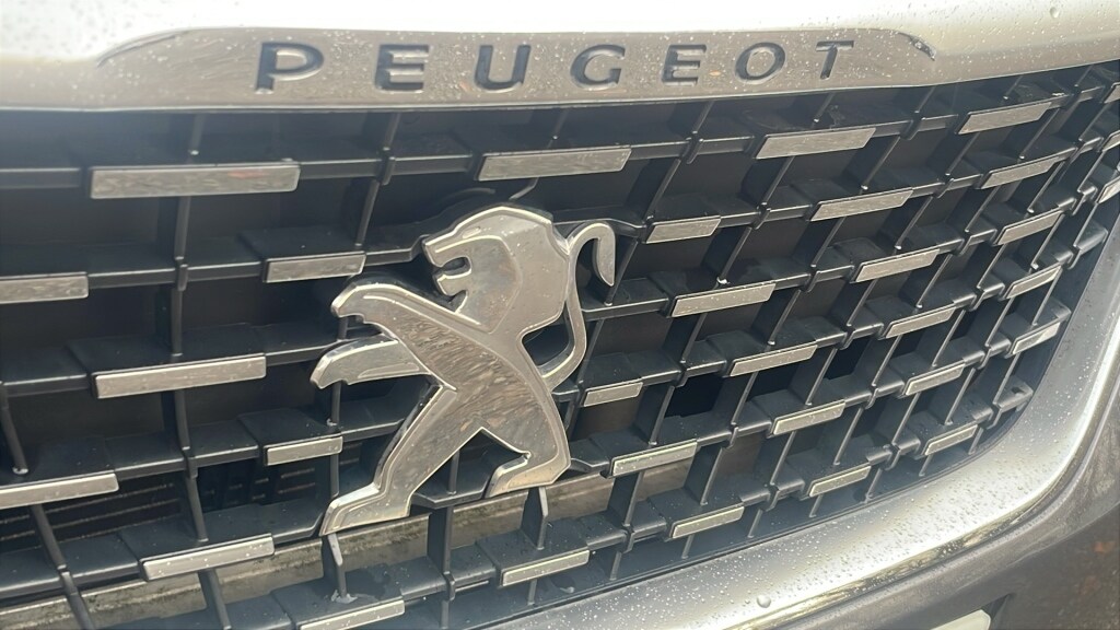 Used Peugeot 3008 2017 for sale - 76840506: Photo 9