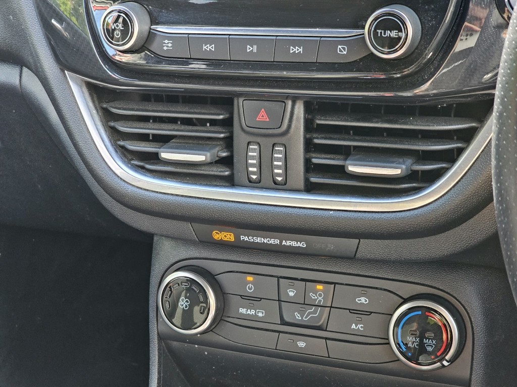 Used Ford Fiesta 2020 for sale - 76840413: Photo 26